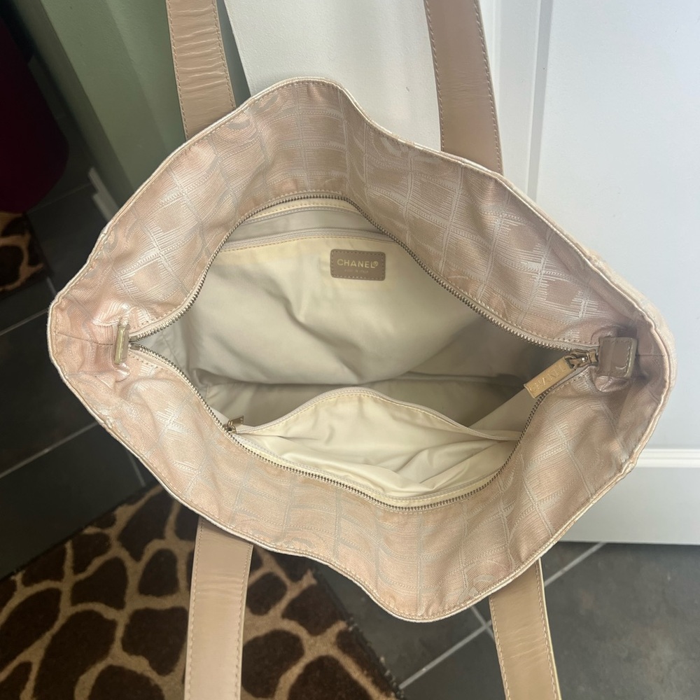 Chanel bag - Picture 7 of 16